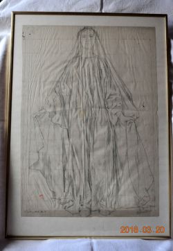 Weibliche Gestalt mit Mantel „E..., Abb. Nr. 5“